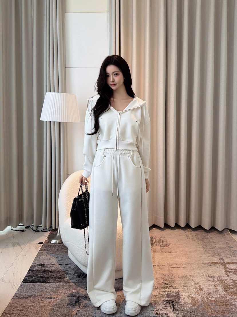 CLOTH東大門實拍女士新品熱賣推薦時尚真品休閑人氣套裝CLOTH套裝