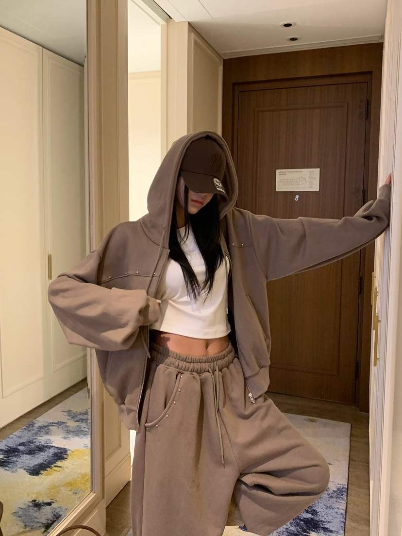 BADCALM東大門代購女裝新款時尚推薦熱賣真品人氣休閑衛衣BADCALM衛衣