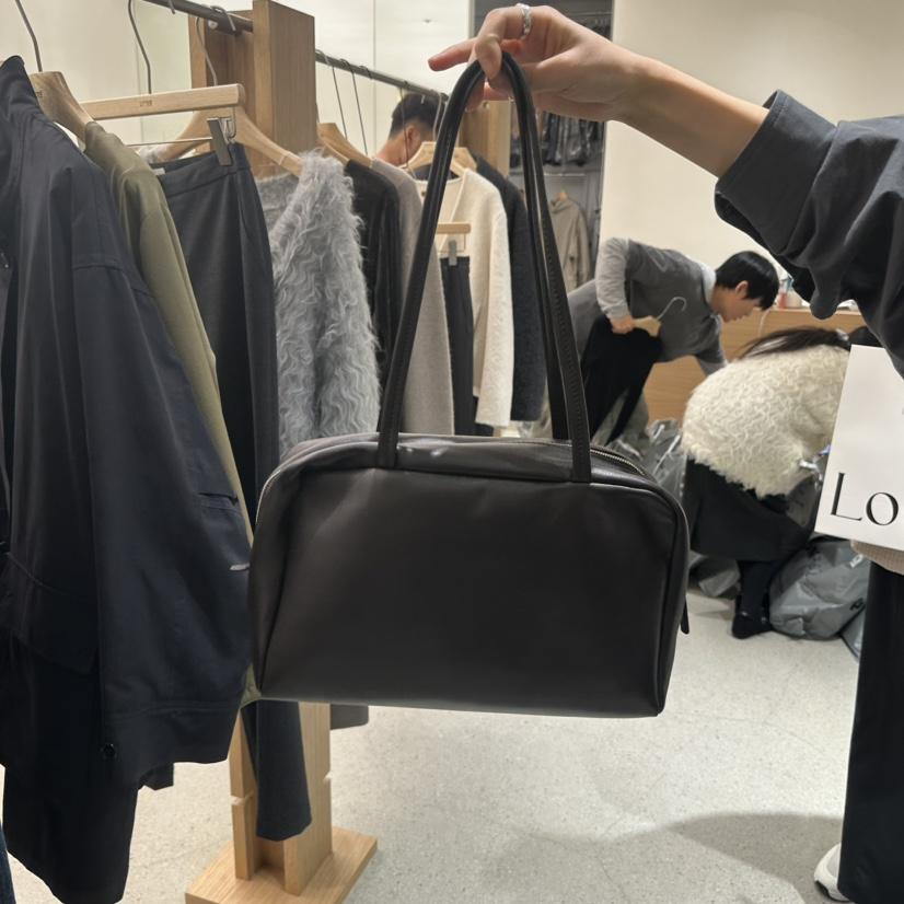 UTRE韓國代購女裝新品時尚真品熱賣休閑推薦單肩斜跨包羊皮UTRE單肩/斜跨包