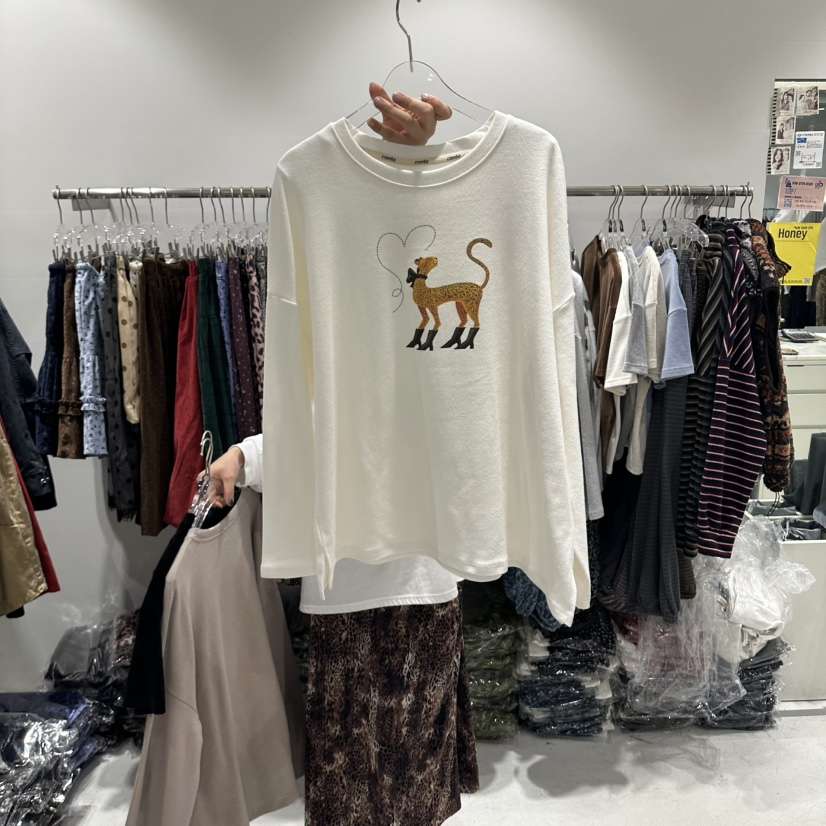 COMBO東大門實拍女士新品時尚休閑真品人氣推薦熱賣長袖T恤COM_BO長袖T恤