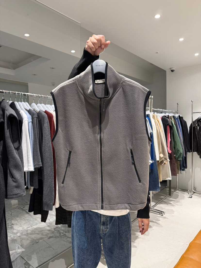 THE BRUNCH東大門實拍女裝新品推薦人氣熱賣時尚馬甲抓絨THE BRUNCH馬甲