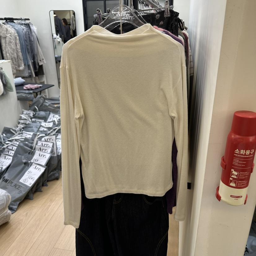 ARR東大門實拍女士新品休閑熱賣推薦時尚長袖T恤半領柔軟ARR長袖T恤