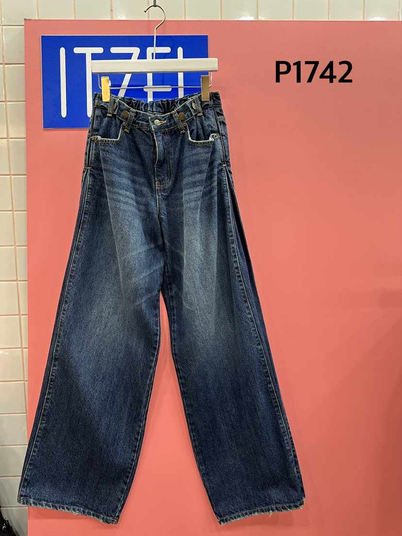 ITZEL東大門實拍女士新款真品熱賣休閑人氣推薦時尚牛仔褲ITZEL牛仔褲