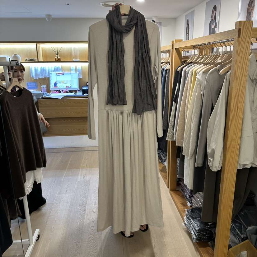 ROUNDER東大門直郵女士新品真品連衣裙不含圍巾OPS安哥拉ROUNDER連衣裙