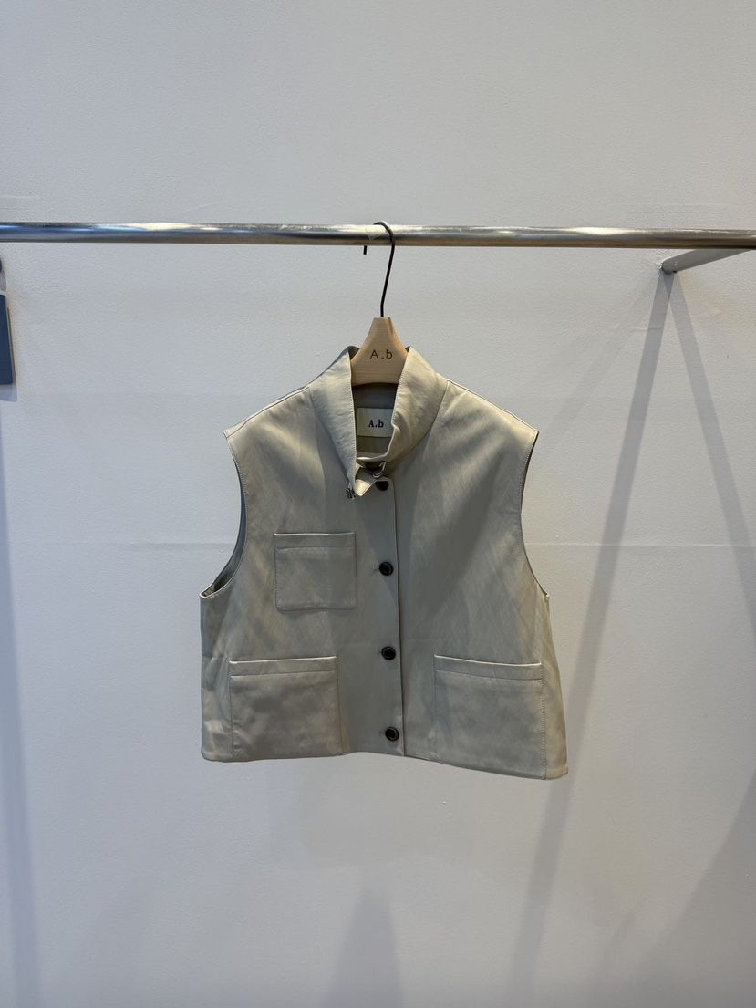 AUTUMN BEIGE-Q東大門直郵女士新品人氣推薦真品馬甲高領A.b/AUTUMN BEIGE馬甲