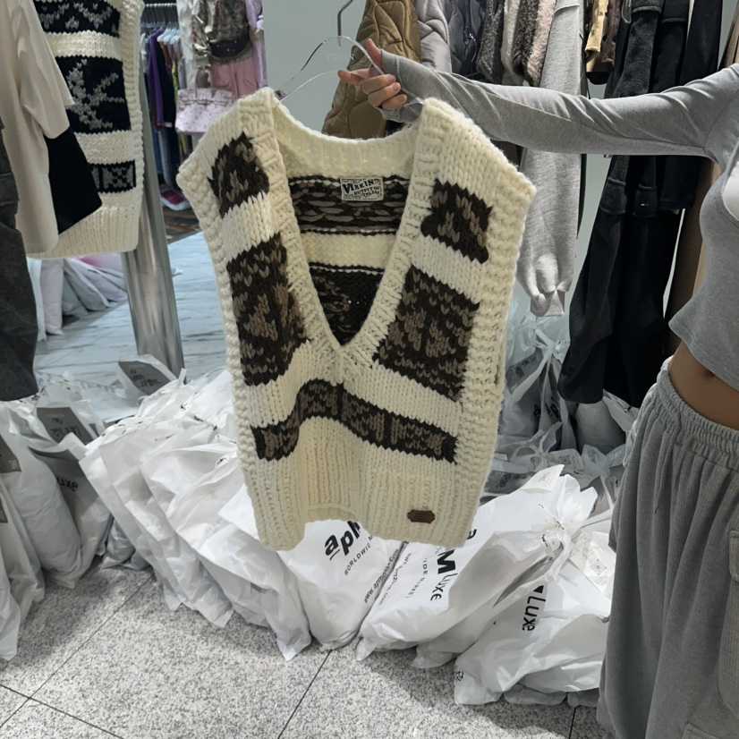 VIRKIN韓國直郵女裝新品熱賣時尚人氣真品吊帶背心手工針織VIRKIN吊帶/背心