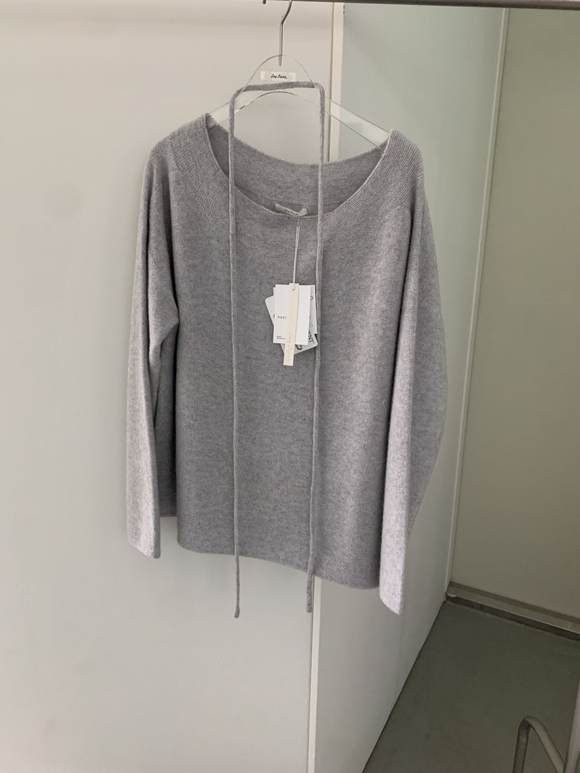 SHOP POSTER韓國代購女裝新品熱賣推薦時尚針織衫含脖帶SHOP POSTER針織衫