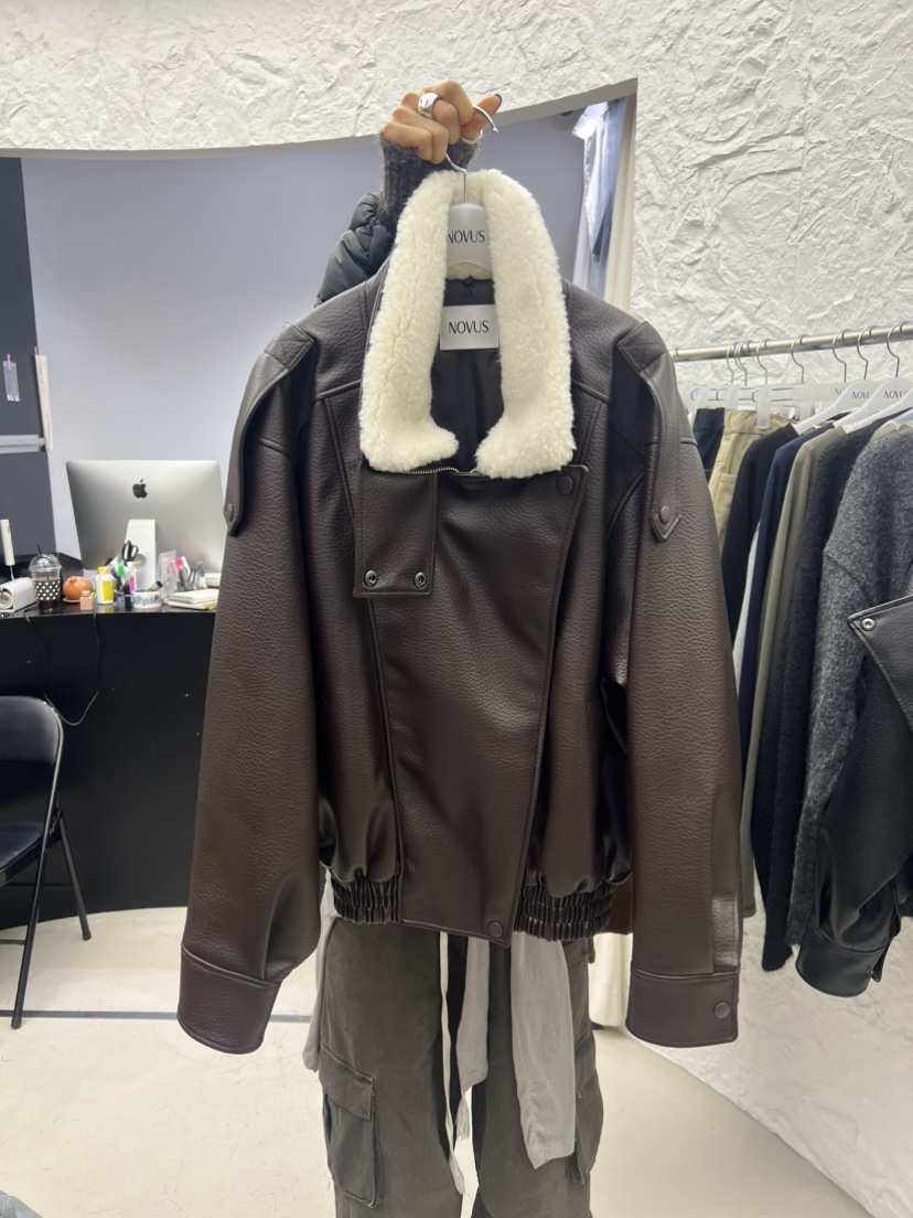 NOVUS東大門實拍女裝新品人氣休閑時尚皮衣毛領可拆可拆卸NOVUS皮衣
