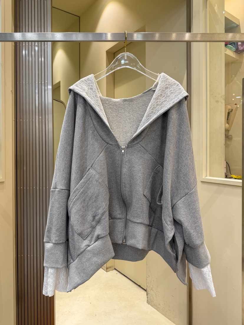 81 MARKET-L東大門直郵女士新款熱賣推薦人氣真品衛衣蕾絲81 MARKET-L衛衣