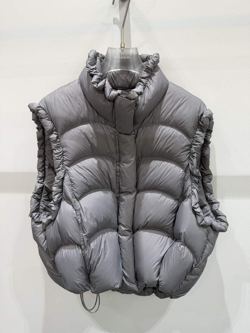 LOOKK/MIMME東大門實拍女裝新品推薦人氣馬甲荷葉邊加厚LOOKK/MIMME馬甲