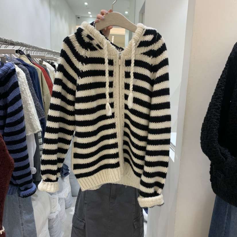 ASOME韓國直郵女裝新品推薦時尚人氣毛衣不含內搭連帽衫條紋A.SOME毛衣