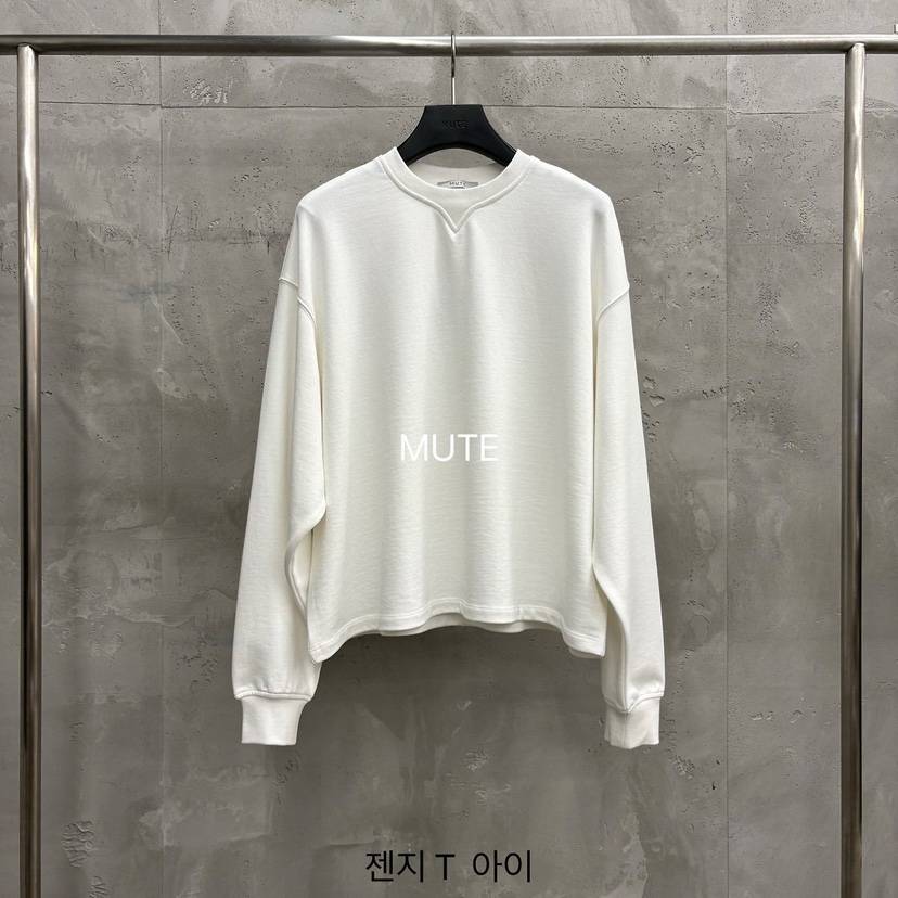 MUTE-P東大門實拍女裝新款人氣休閑真品推薦熱賣長袖T恤MUTE長袖T恤