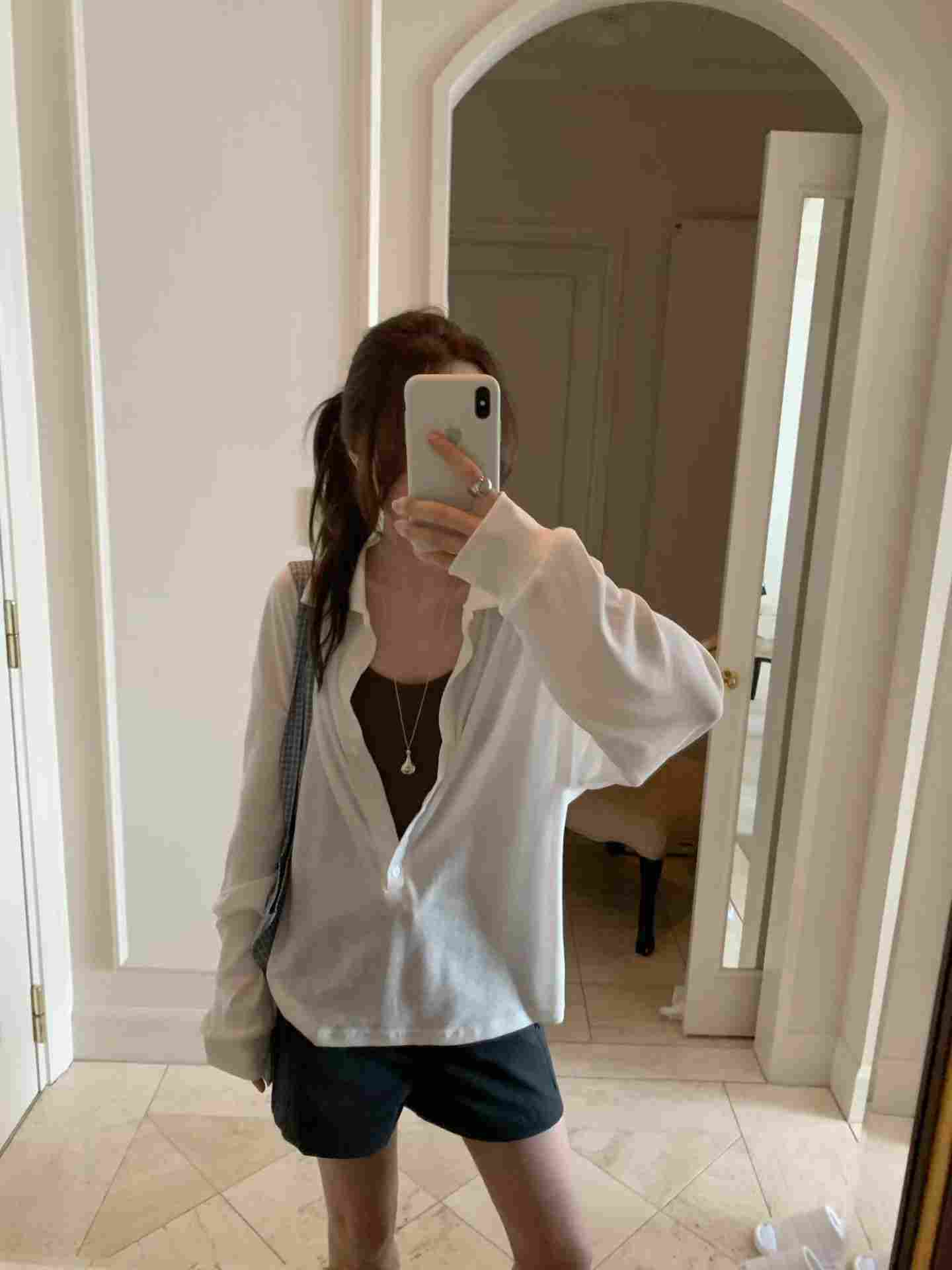 MELLOUNGE-멜라운지-T東大門實拍女裝新品人氣衛衣不含內搭MELLOUNGE-2件起衛衣