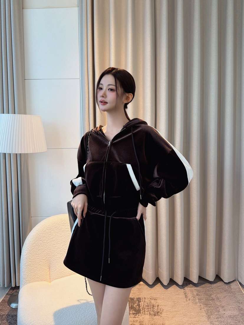 CLOTH東大門實拍女士新款人氣真品熱賣休閑推薦套裝天鵝絨CLOTH套裝