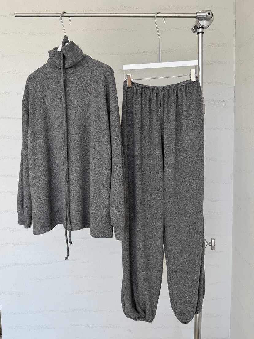 URBANE cloth東大門直郵女裝新品休閑真品套裝含腰繩加絨URBANE cloth套裝