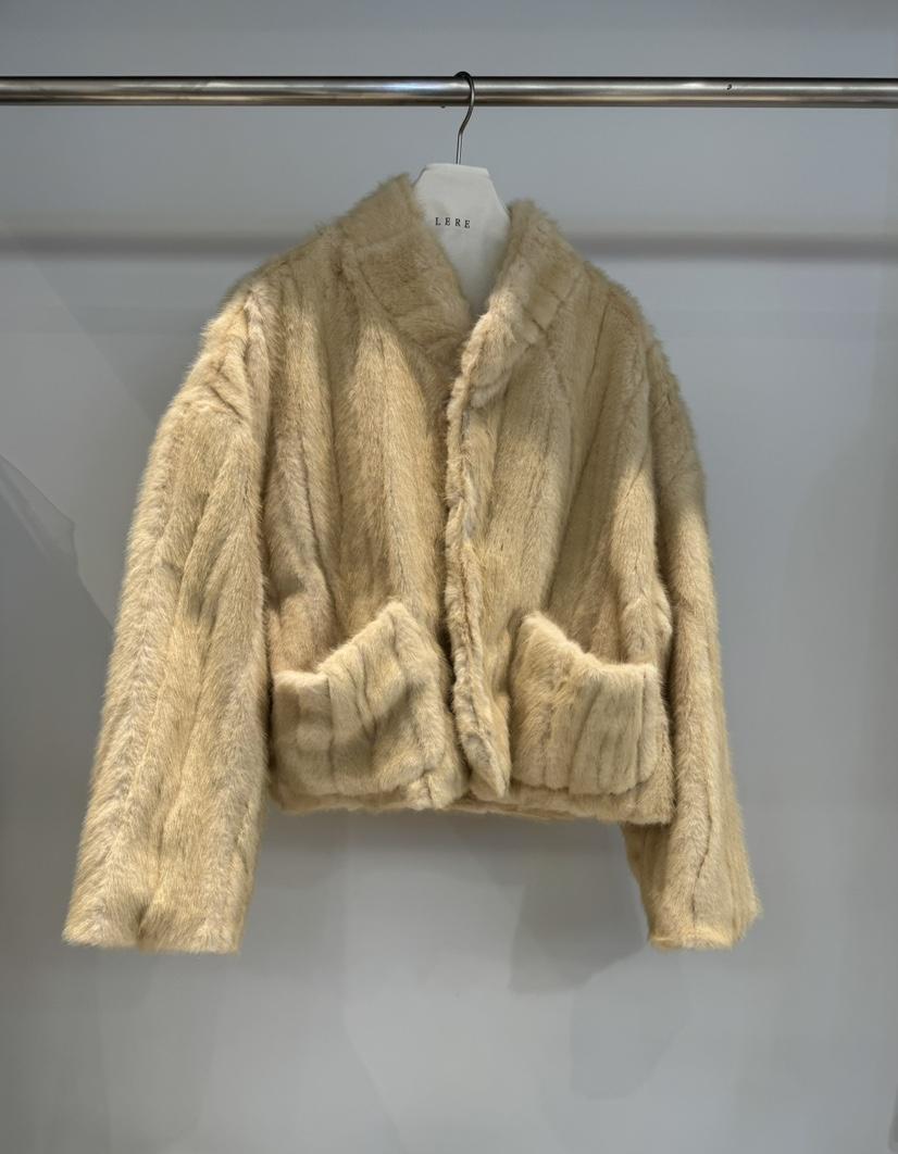 LERE韓國直郵女裝新品人氣時尚真品推薦熱賣短款大衣貂皮LERE短款大衣
