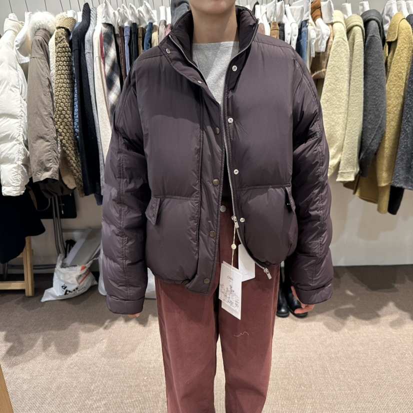 OVERTAKE東大門實拍女裝新款推薦熱賣真品時尚短款羽絨服OVERTAKE短款羽絨服