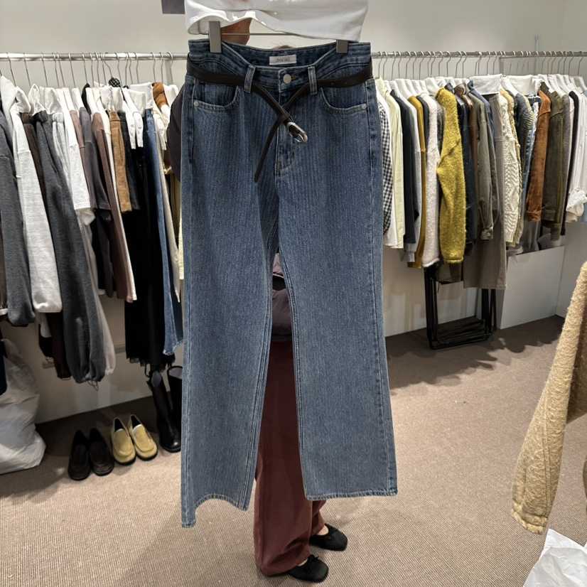 OVERTAKE東大門實拍女裝新款時尚休閑人氣牛仔褲不含腰帶OVERTAKE牛仔褲