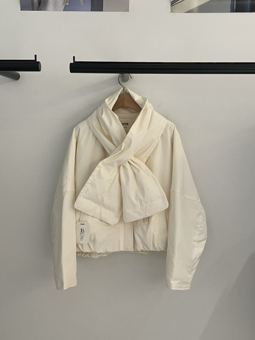 BUTTER-P韓國代購女裝新款休閑熱賣短款羽絨服羽絨服含圍巾BUTTER-P短款羽絨服