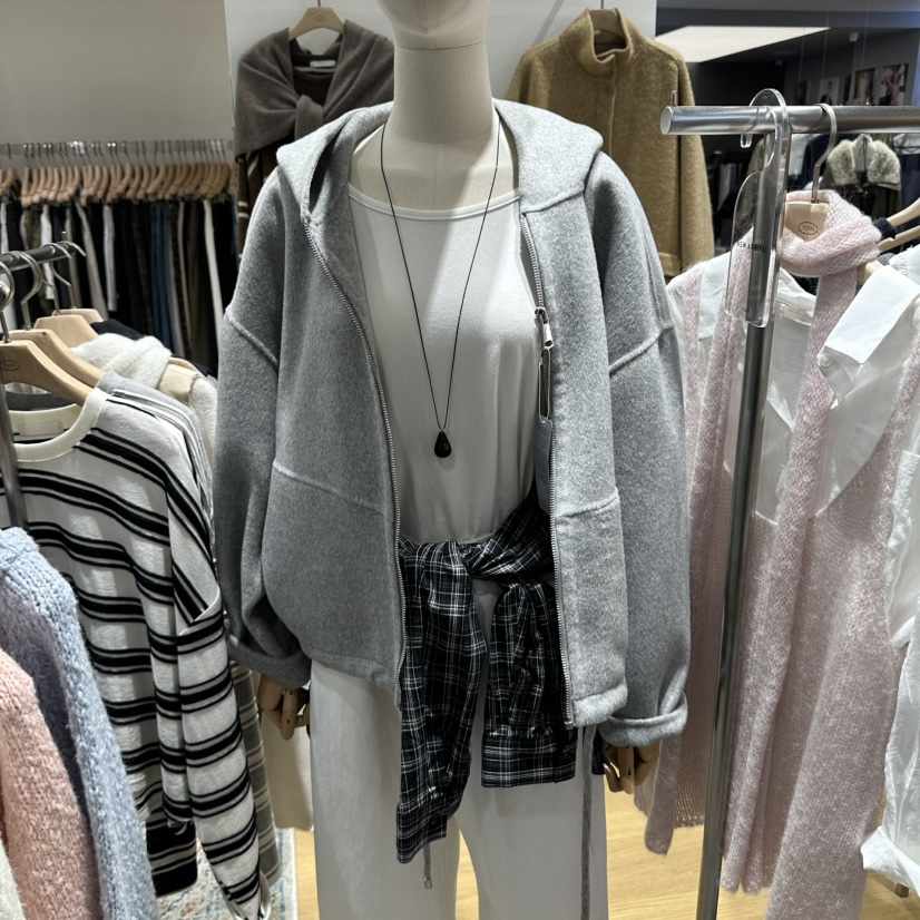 TIZZI東大門實拍女裝新品時尚真品熱賣推薦休閑人氣夾克兜帽TIZZI夾克