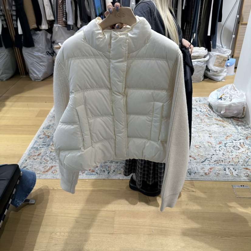 TIZZI東大門實拍女裝新款時尚真品熱賣休閑短款羽絨服羽絨服TIZZI短款羽絨服
