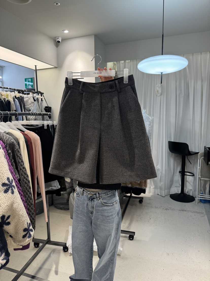 OLI SEOUL東大門代購女裝新品人氣熱賣休閑真品時尚短褲OLI SEOUL短褲