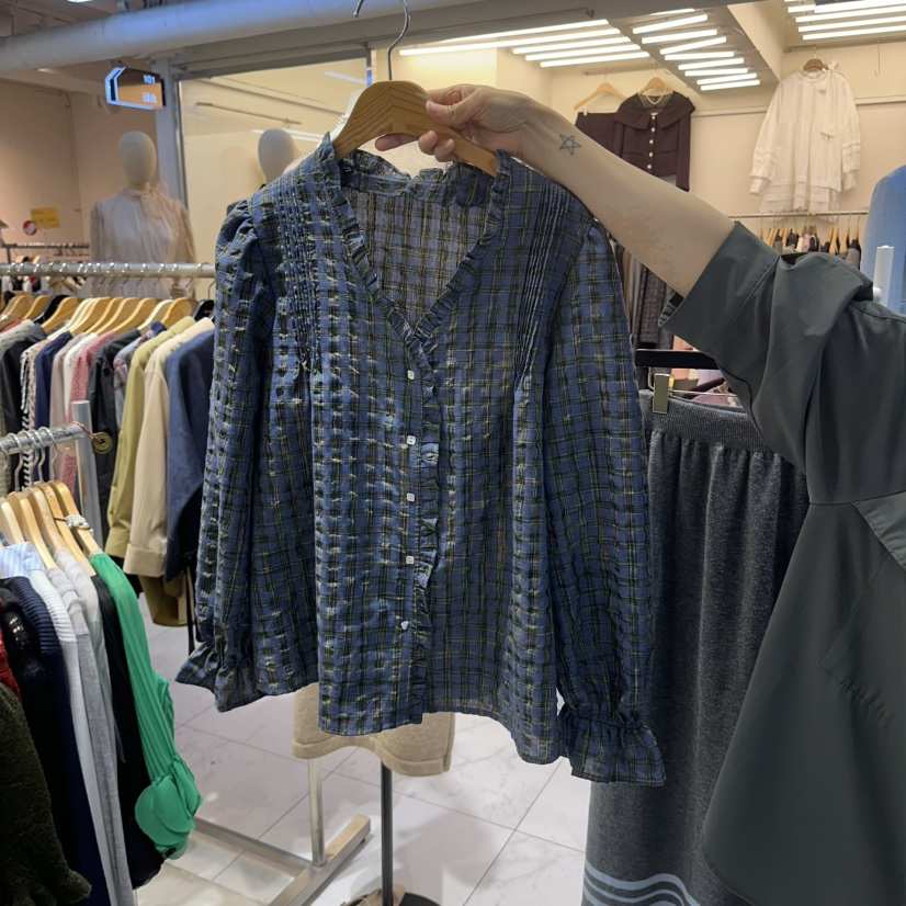 BIKINI韓國代購女士新品真品休閑時尚人氣襯衫蕾絲衫褶邊BIKINI襯衫/蕾絲衫