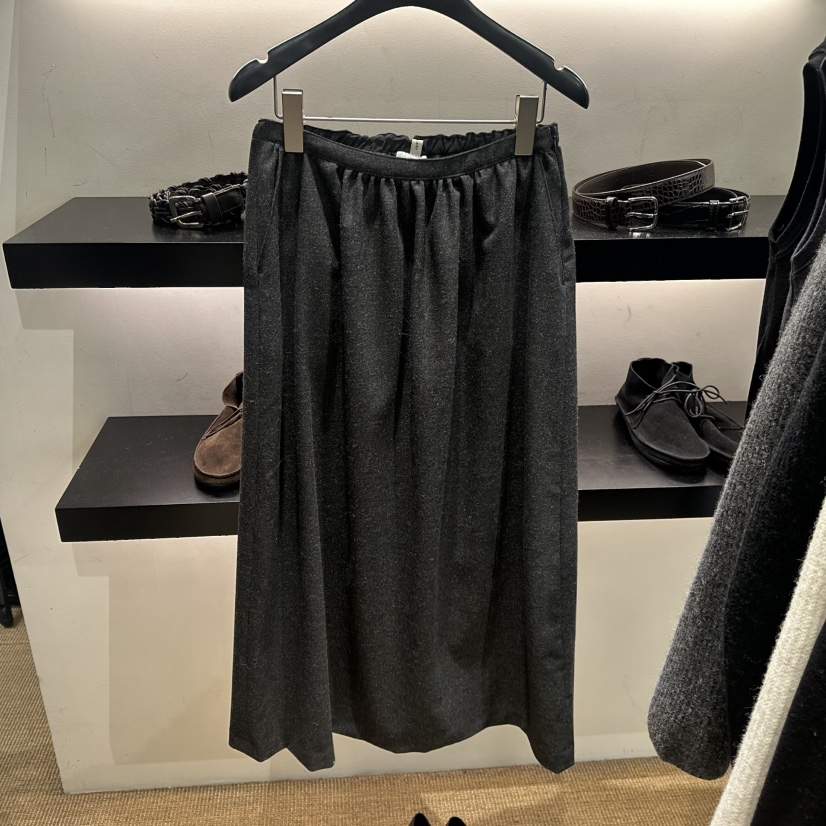 FEBRUARY 11東大門代購女裝新品真品熱賣時尚推薦長裙褶皺FEBRUARY 11長裙