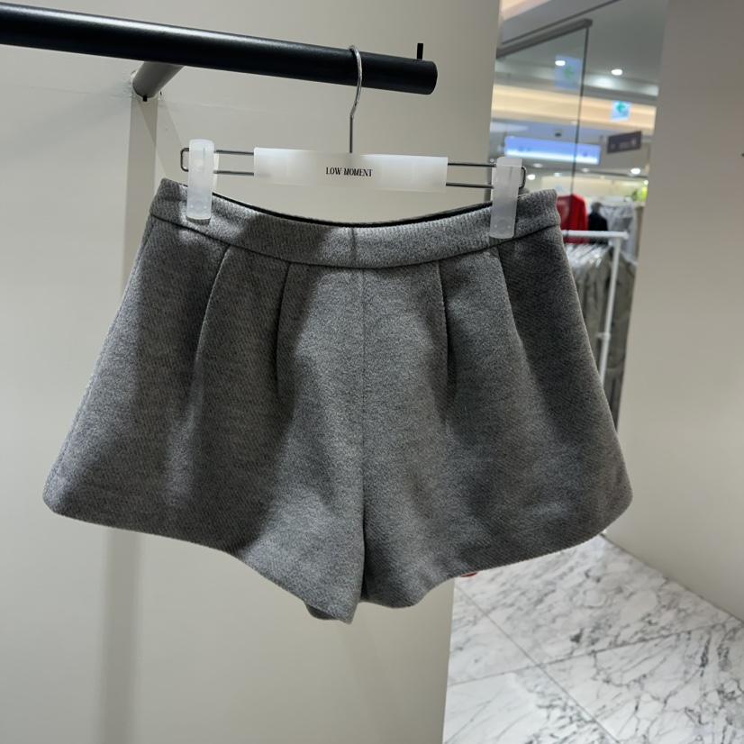 LOW MOMENT東大門代購女裝新品真品時尚休閑推薦熱賣短褲LOW MOMENT短褲