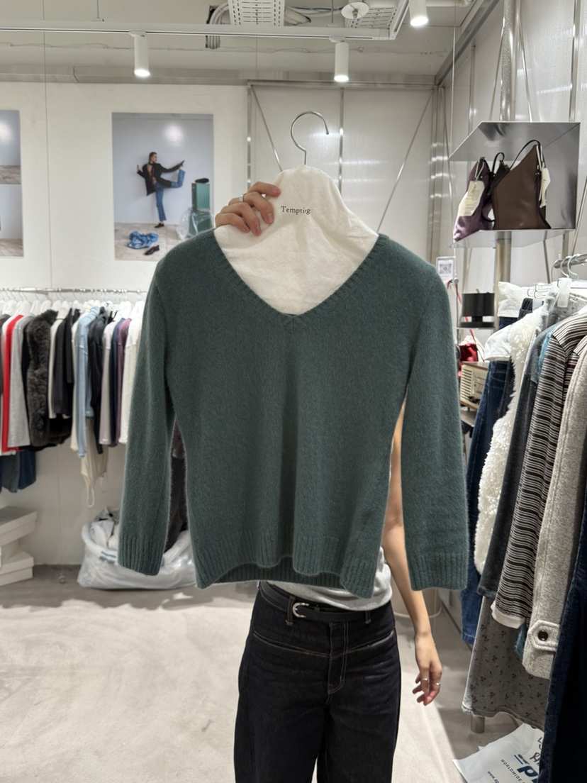 TEMPTING東大門實拍女裝新品真品人氣熱賣針織衫不含配飾TEMPTING針織衫