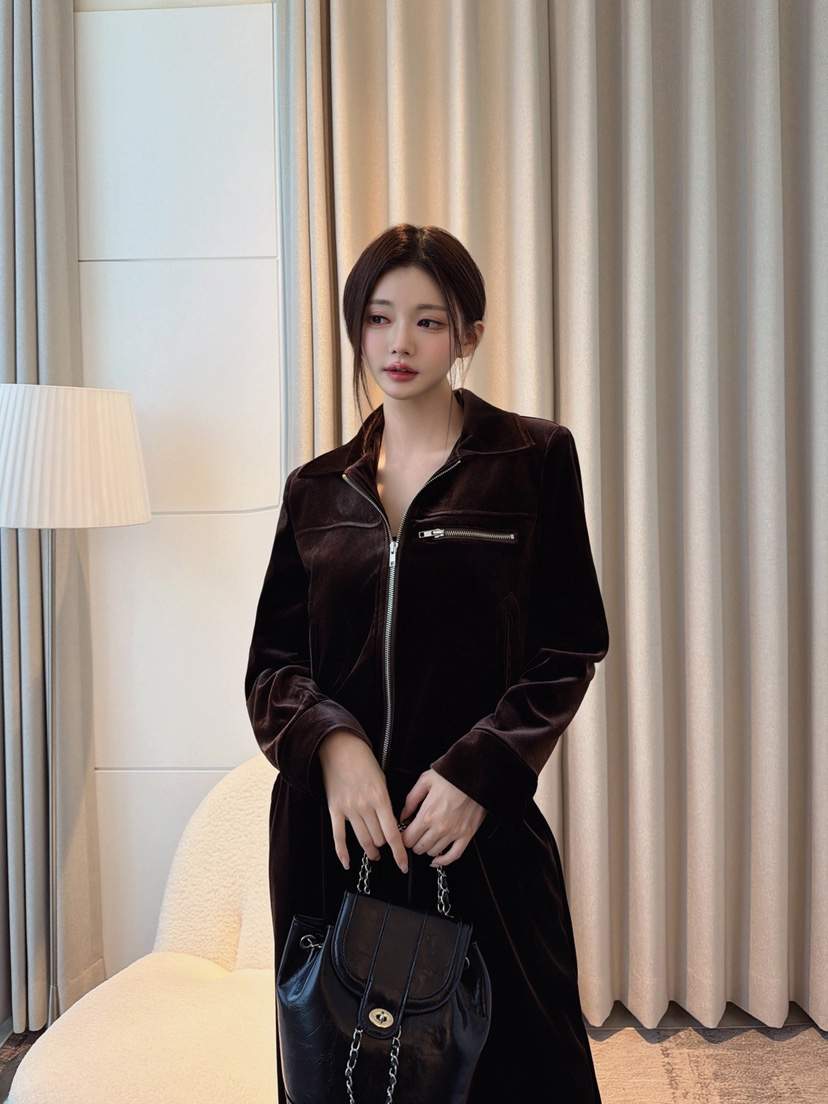 CLOTH韓國代購女士新品推薦時尚人氣休閑真品夾克天鵝絨拉鏈CLOTH夾克