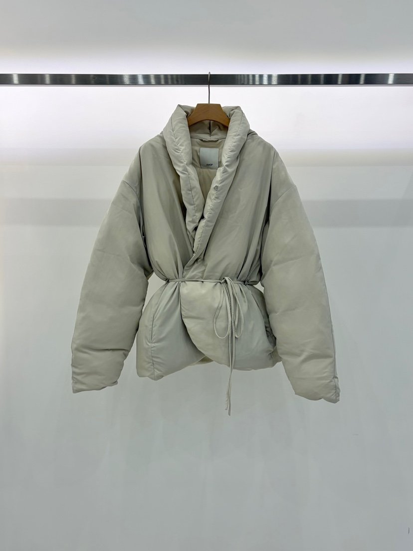 J SHOP東大門實拍女裝新款時尚推薦短款羽絨服羽絨服披肩J_SHOP短款羽絨服