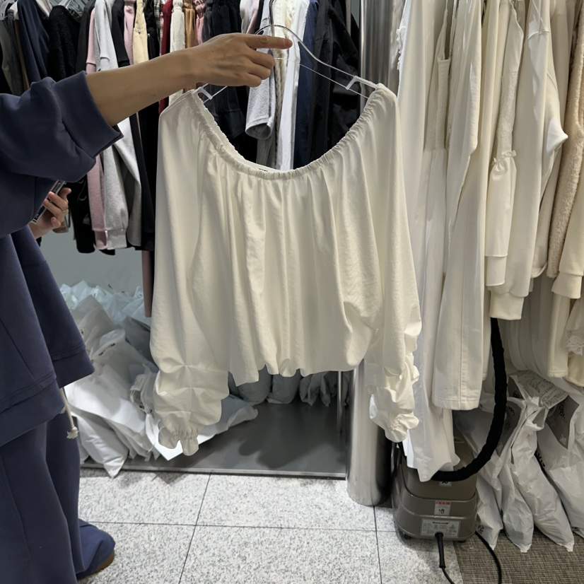 VIRKIN韓國直郵女裝新款時尚真品人氣休閑熱賣襯衫蕾絲衫VIRKIN襯衫/蕾絲衫