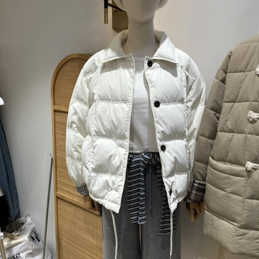 TIZZI東大門實拍女裝新款推薦時尚真品短款羽絨服羽絨服格子TIZZI短款羽絨服
