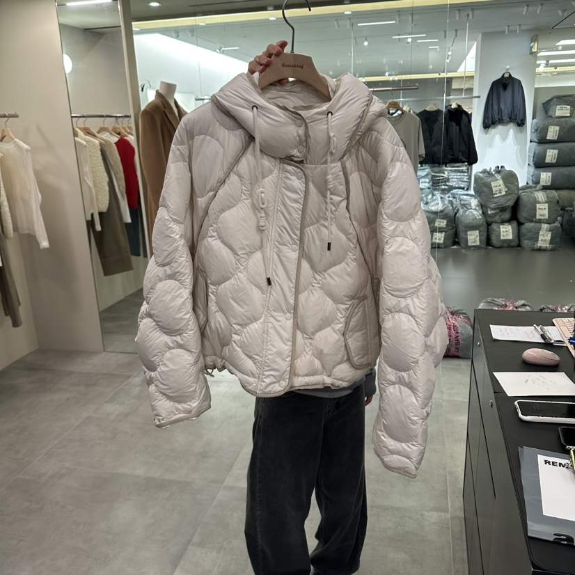 URBANSTORY/REMAKING東大門實拍女裝新品人氣短款羽絨服羽絨服連帽Remaking/URBANSTORY短款羽絨服