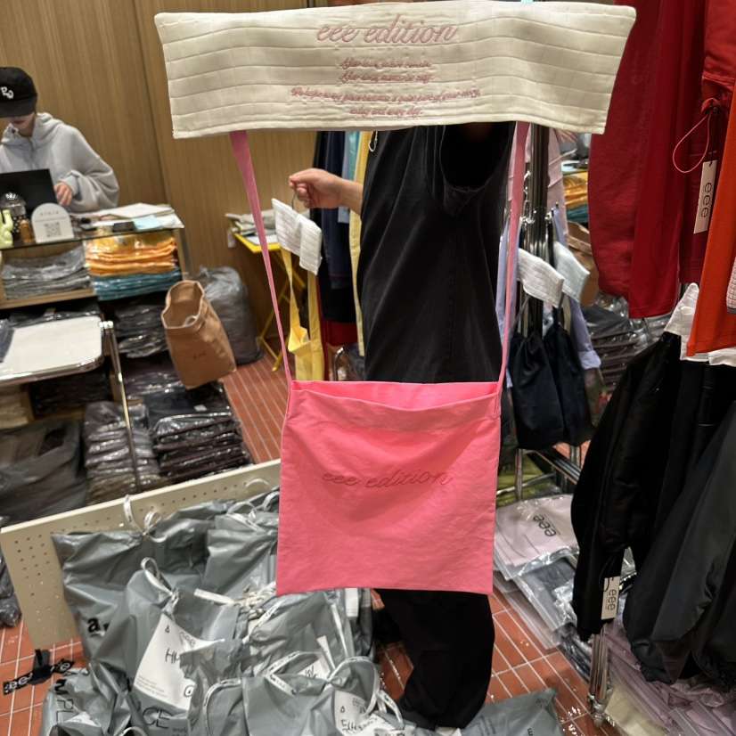 EEE韓國直郵女士新款休閑推薦真品熱賣時尚人氣單肩斜跨包EEE單肩/斜跨包
