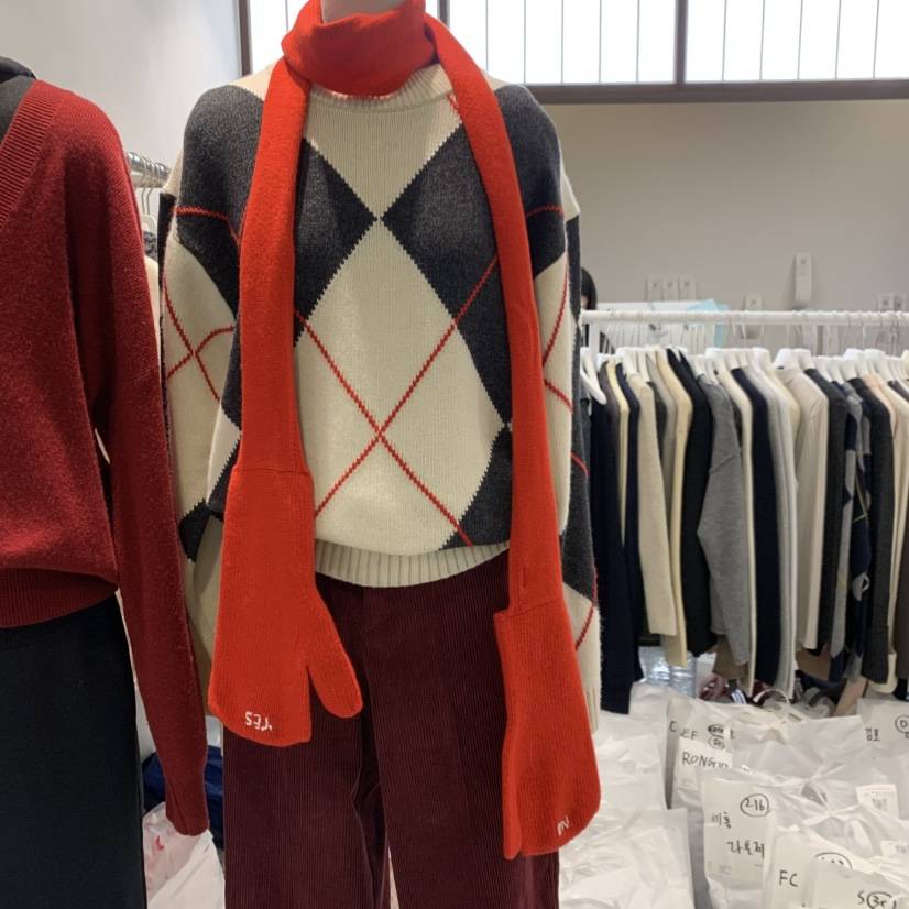UNDERSTANDING韓國代購女士新款推薦熱賣時尚真品手套圍巾UNDERSTANDING手套
