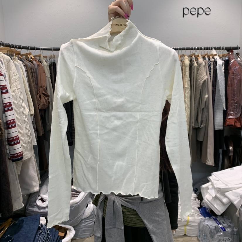 ALMOND PEPE韓國直郵女裝新款真品推薦熱賣時尚長袖T恤珍珠ALMOND PEPE長袖T恤