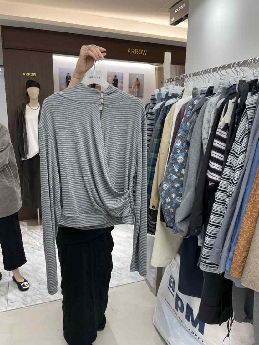 SOLD OUT韓國直郵女裝新款熱賣休閑長袖T恤不含內搭連帽衫SOLD OUT長袖T恤