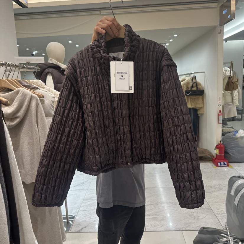 BLUEI-D/N SHARP東大門直郵女士新款休閑短款羽絨服可拆卸鵝絨Blue i-d/N SHARP短款羽絨服