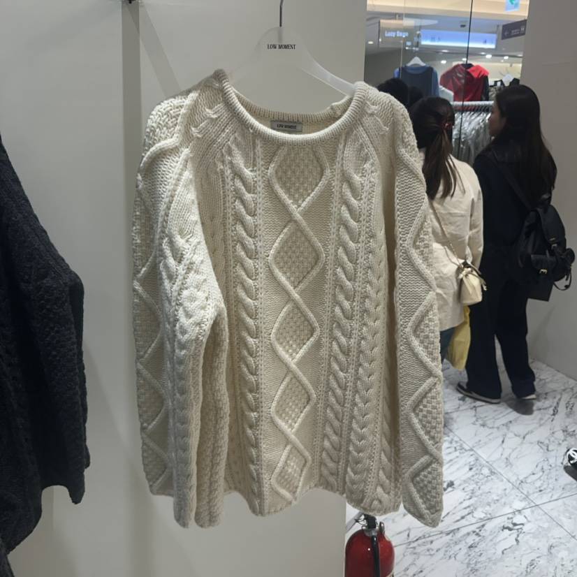 LOW MOMENT韓國代購女裝新品時尚熱賣真品推薦職業人氣毛衣LOW MOMENT毛衣
