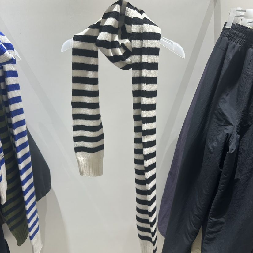 LOW MOMENT韓國直郵女裝新品時尚熱賣休閑職業圍巾披肩圍巾LOW MOMENT圍巾/披肩