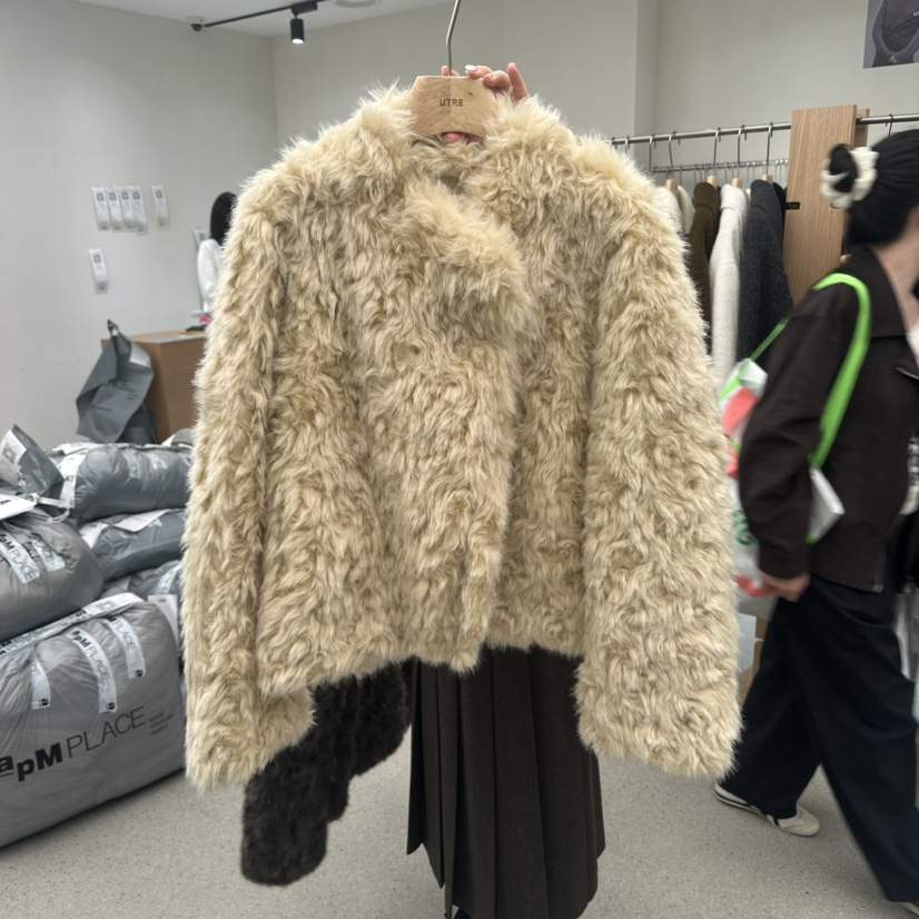 UTRE東大門代購女士新款熱賣真品人氣推薦時尚休閑短款大衣UTRE短款大衣