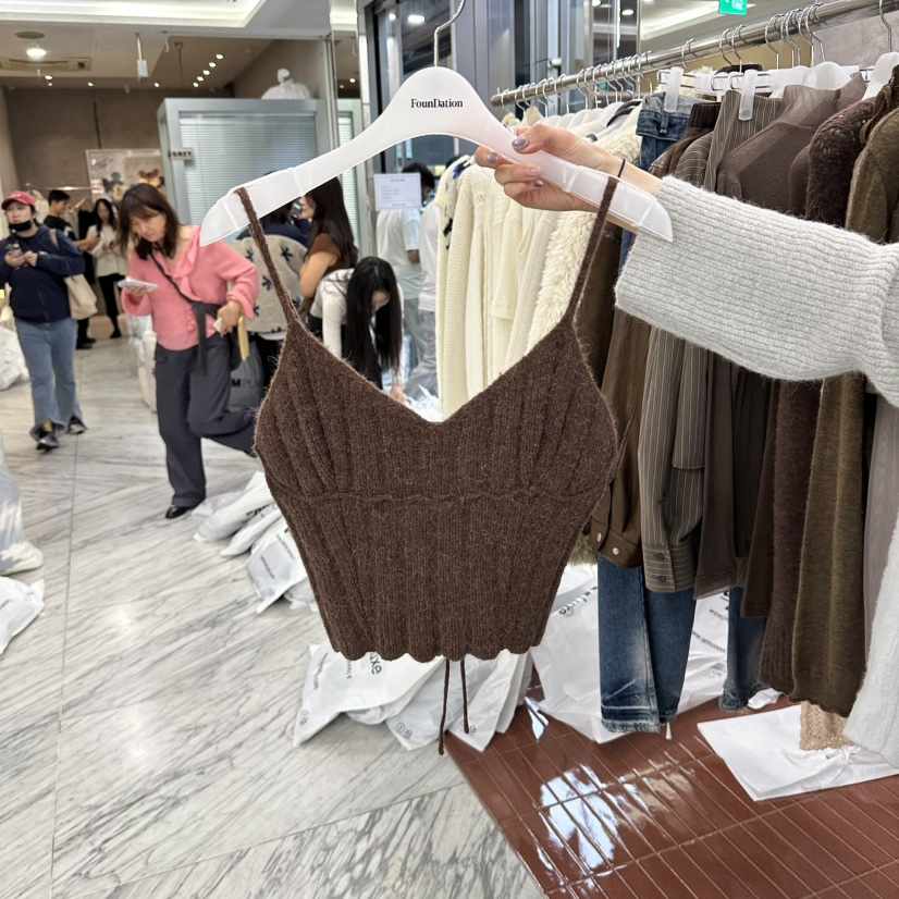 FOUNDATION東大門直郵女裝新品推薦人氣真品熱賣吊帶背心FOUNDATION吊帶/背心