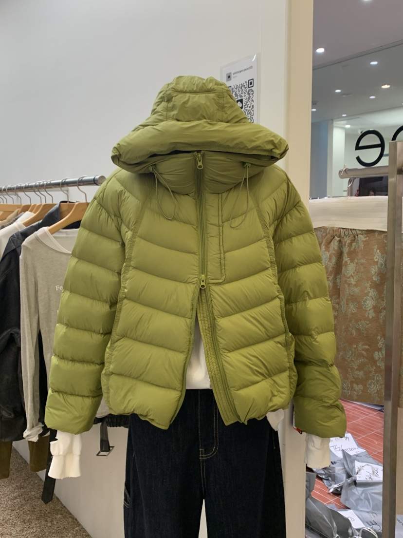 VAARA東大門直郵女裝新品熱賣人氣時尚職業短款羽絨服羽絨服VAARA短款羽絨服