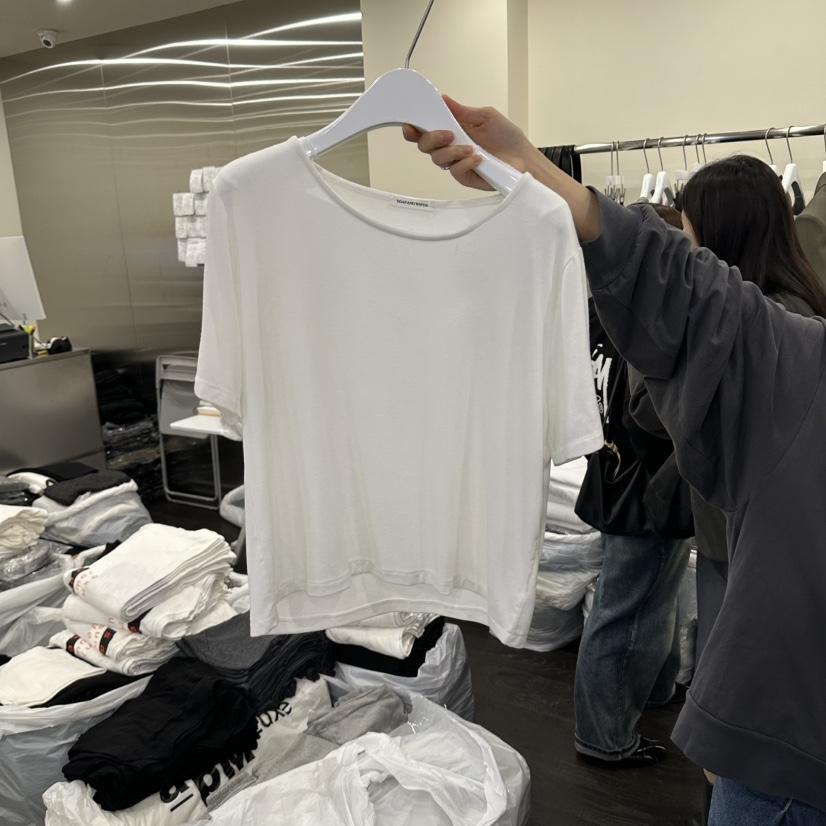 OUTFIT/SOAP AMD WATER韓國直郵女裝新品時尚熱賣推薦T恤OUTFIT/SOAP AMD WATERT恤