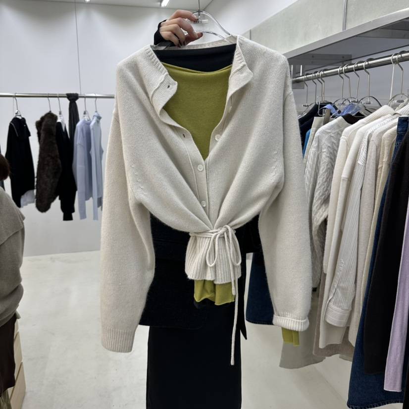 PREV.東大門實拍女裝新品人氣休閑推薦真品針織衫不含內搭PREV.針織衫