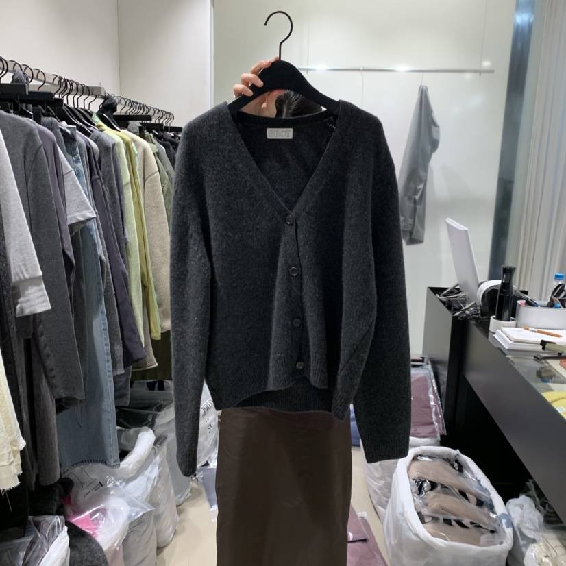 BROT東大門實拍女士新品休閑時尚人氣熱賣推薦真品開衫BROT開衫