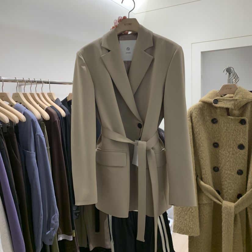 A POINT韓國代購女士新品熱賣時尚真品人氣西裝西服含腰帶A POINT西裝/西服