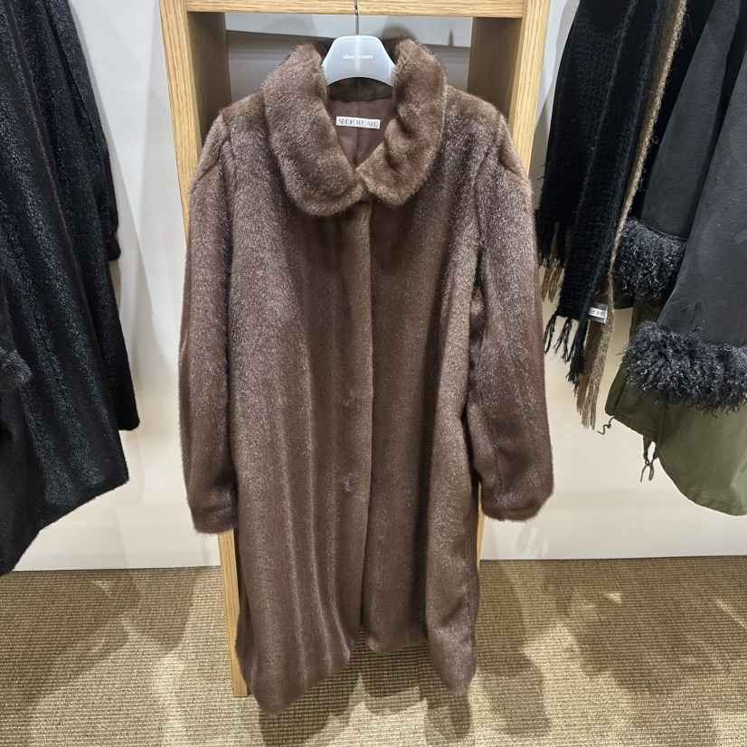 WE ARE/WELOVER東大門代購女裝新款人氣中長款大衣貂皮SHOP_WE ARE中長款大衣